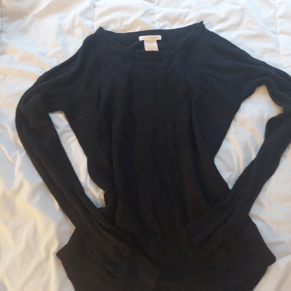 Slim fit black long sleeve pullover sweater